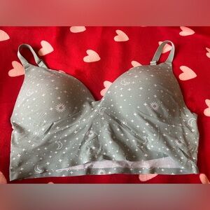 PINK Victoria’s Secret Wireless Push Up Bra Size Large